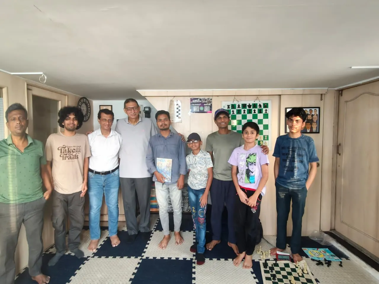 All participants at the Temple of Chess's Solving Session, 7 May 2026.